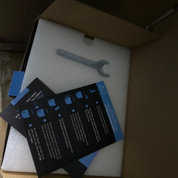 Zulay Kitchen 1 Gallon Cold Brew Coffee Maker & Glass Beverage Dispenser - Picture 3 of 5